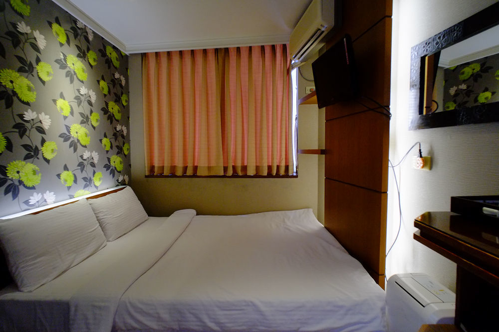 Chiu Chunt Dint B&B Jiufen Bagian luar foto